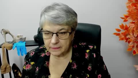 I R I S online show from 12.04.24