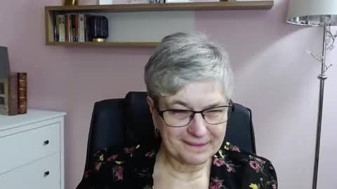 I R I S online show from 12.23.24