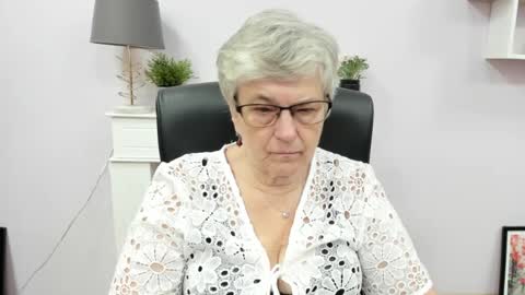 Snapshot of iris_xdesire chatting on 07.03.26 I R I S online show from 07.03.26
