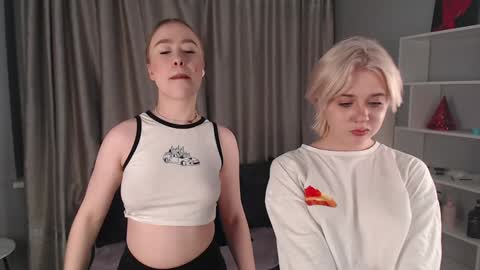 Snapshot of irisbarrington chatting on 12.01.24 Iris Day Maya night online show from 12.01.24