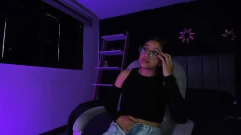 Snapshot of irisfyre chatting on 04.20.26 Iris Fyre online show from 04.20.26