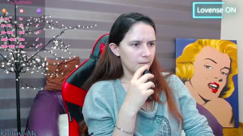 Snapshot of irisnichols chatting on 01.19.25 Iris online show from 01.19.25