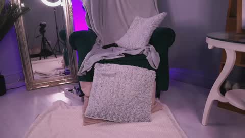 Maria online show from 12.22.24