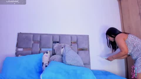 iris online show from 05.11.26