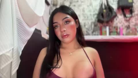 Snapshot of iriss_fox chatting on 04.24.26 iriss_fox online show from 04.24.26