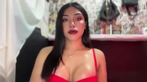 Snapshot of iriss_fox chatting on 04.28.26 iriss_fox online show from 04.28.26