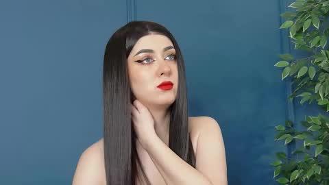 irissbell online show from 12.16.25