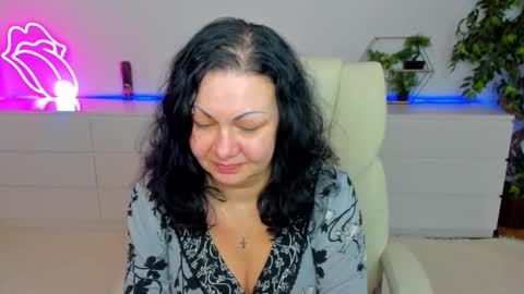 Iris online show from 03.03.26