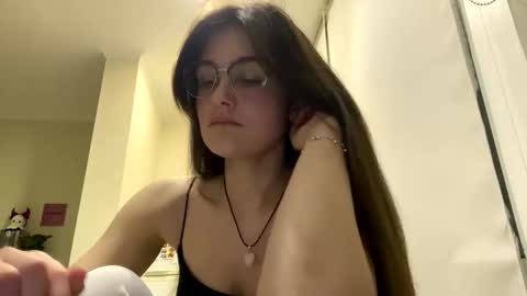 irisss31 online show from 05.12.26