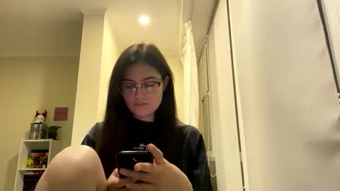 irisss31 online show from 05.19.26