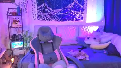 Snapshot of irma_bell chatting on 11.29.25 Irma online show from 11.29.25