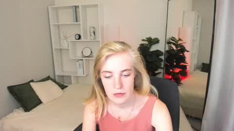 Snapshot of irmaronn chatting on 06.09.26 Irma online show from 06.09.26