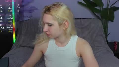 Snapshot of iron_adele chatting on 04.09.26 Iron Adele online show from 04.09.26