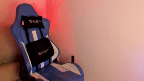 Snapshot of iron_coleman chatting on 03.20.26 Iron online show from 03.20.26