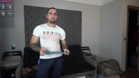 ironhulk22 online show from 11.10.25