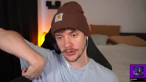 Sam online show from 09.22.25