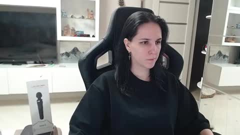 Snapshot of irwi_tomboy chatting on 02.14.25 Irwi Tomboy online show from 02.14.25