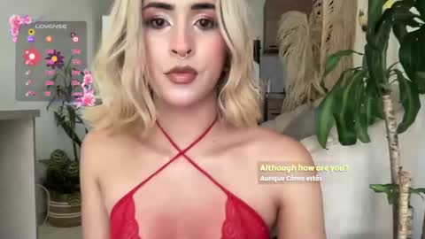 Snapshot of isa__fox_1 chatting on 06.18.26 Isabella online show from 06.18.26