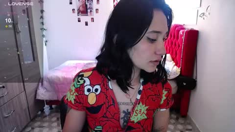 Snapshot of isa_bella___ chatting on 02.27.25 Isa online show from 02.27.25