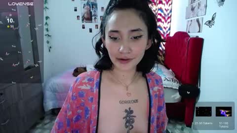 Snapshot of isa_bella___ chatting on 02.28.25 Isa online show from 02.28.25