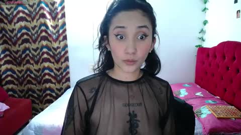 Snapshot of isa_bella___ chatting on 03.07.25 Isa online show from 03.07.25