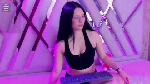 Snapshot of isa_doux chatting on 03.04.26 Isa online show from 03.04.26