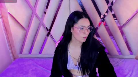 Isa online show from 04.11.26