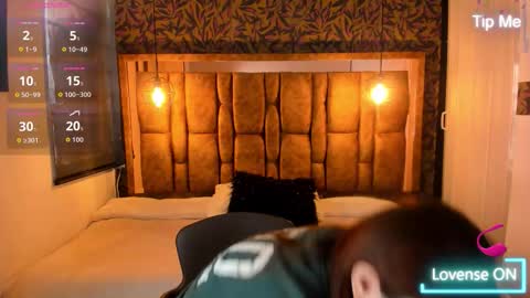  I S A  online show from 10.21.25