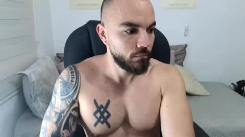 Isaac carter online show from 10.14.25