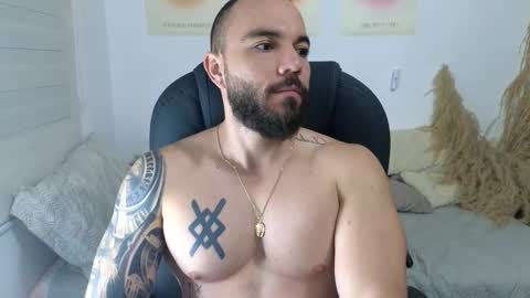 Isaac carter online show from 12.22.25