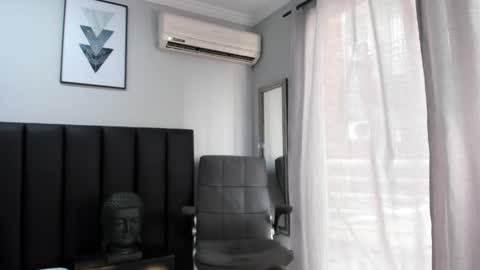 isaac_cryston online show from 03.07.25