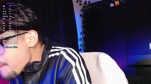 Snapshot of isaac_saenz chatting on 12.18.24 Isaac Saenz. online show from 12.18.24