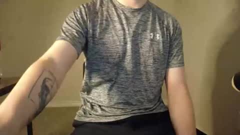 Snapshot of isaac_sheffield chatting on 02.01.26 isaac online show from 02.01.26