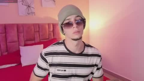 isaacblaze  online show from 05.15.26