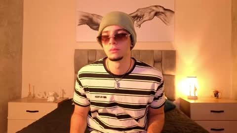 isaacblaze  online show from 05.20.26