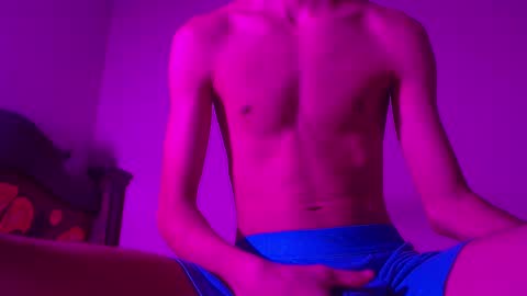 Snapshot of isaaclatino chatting on 02.01.25 isaac online show from 02.01.25