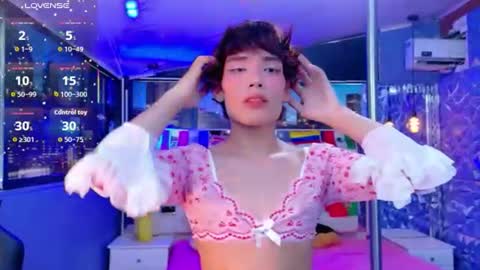 Snapshot of isaacnova chatting on 06.30.26 isaacnova online show from 06.30.26