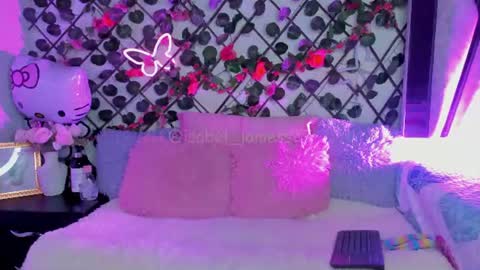 Snapshot of isabel_jamess chatting on 06.11.26 Isa online show from 06.11.26