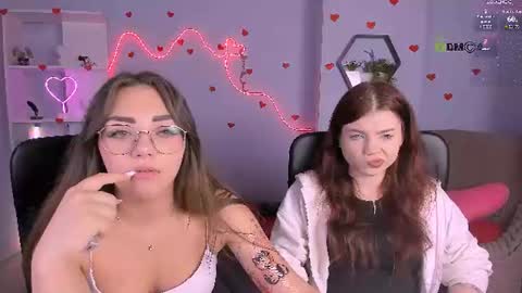 Snapshot of isabel_wave chatting on 06.17.26 isabel online show from 06.17.26