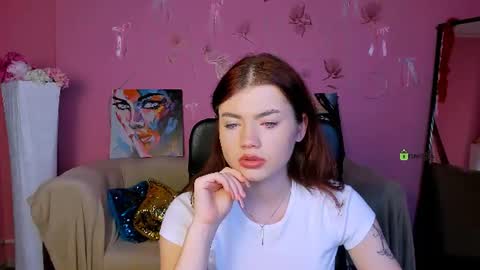 Snapshot of isabel_wave chatting on 06.19.26 isabel online show from 06.19.26