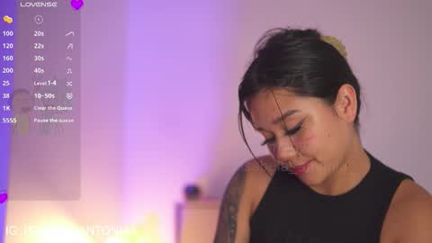    online show from 11.18.25