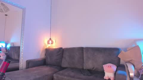 Isabela online show from 02.21.25