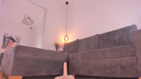 Isabela online show from 09.22.25