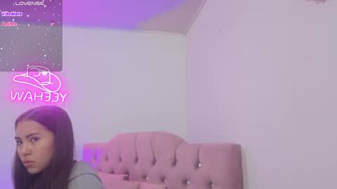 Snapshot of isabela_tay chatting on 04.24.26 ISABELA online show from 04.24.26