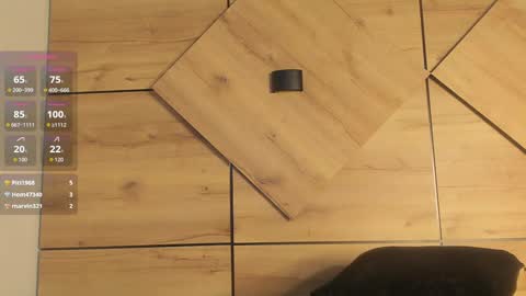 Snapshot of isabelagomez1 chatting on 09.23.25 Isabela online show from 09.23.25