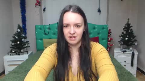 IsabelBlackberry online show from 01.12.25