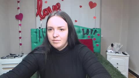 IsabelBlackberry online show from 03.10.25