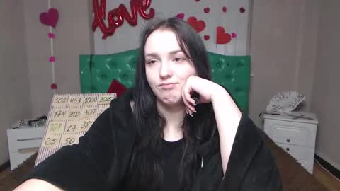 IsabelBlackberry online show from 02.20.26