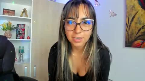 Isabella22 1 online show from 02.17.25