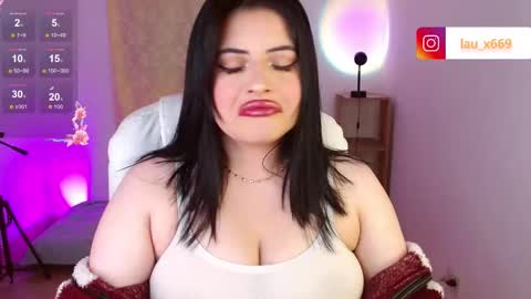 Snapshot of isabella_669 chatting on 09.09.25 isabella online show from 09.09.25
